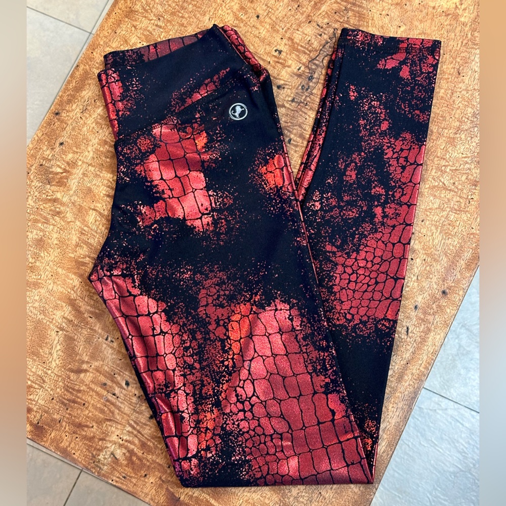 Scrunch Workout Leggings • Size Medium